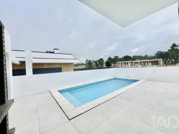 Moradia T3 para Venda em Fernao Ferro