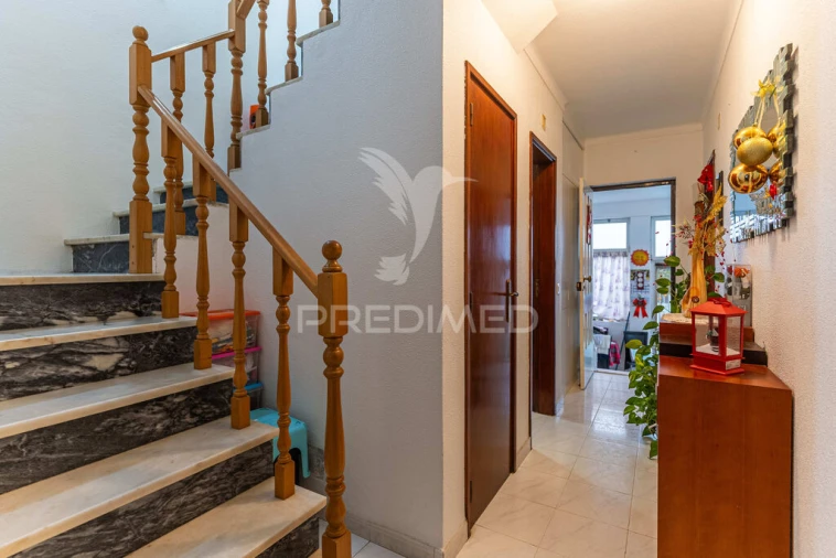 Moradia T4 para Venda em Sines Foto 11