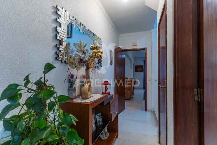 Moradia T4 para Venda em Sines Foto 12