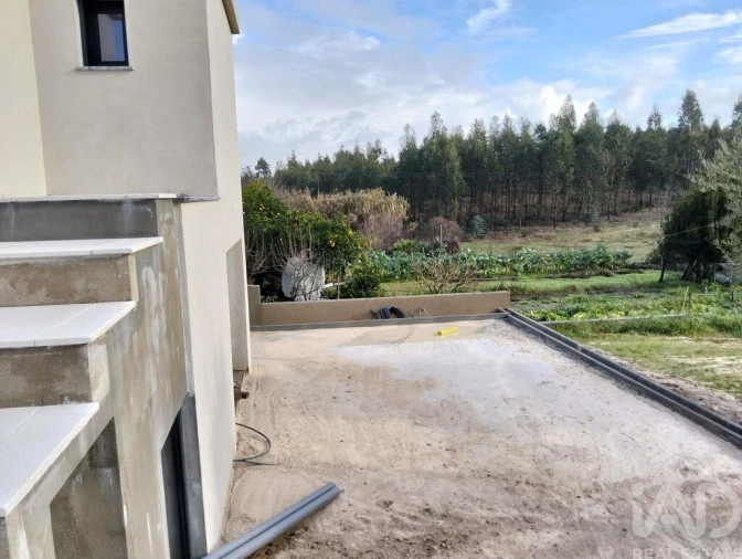 Moradia T3 para Venda em São Jose da Lamarosa Foto 10