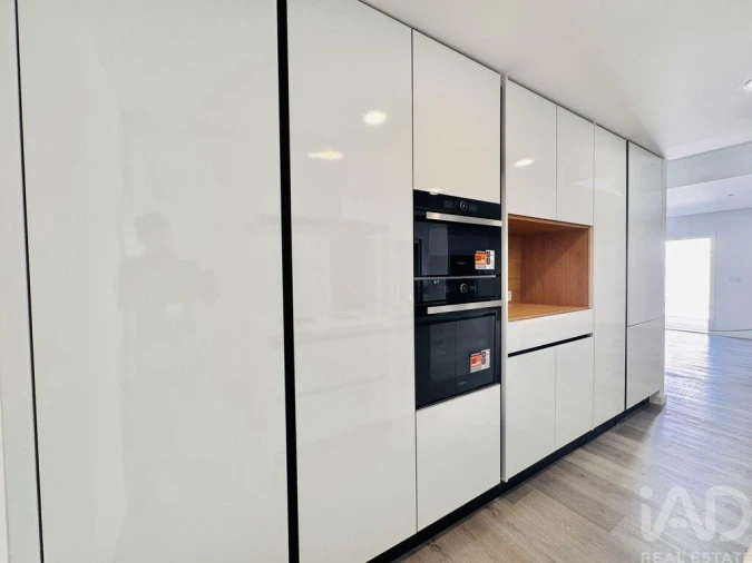 Moradia T4 para Venda em Corroios Foto 6