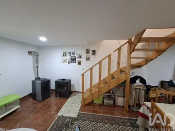 Moradia T2 para Venda em Lobrigos (São Miguel e São João Baptista) e Sanhoane