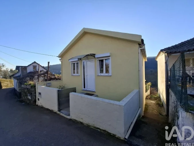 Moradia T2 para Venda em Lobrigos (São Miguel e São João Baptista) e Sanhoane Foto 24
