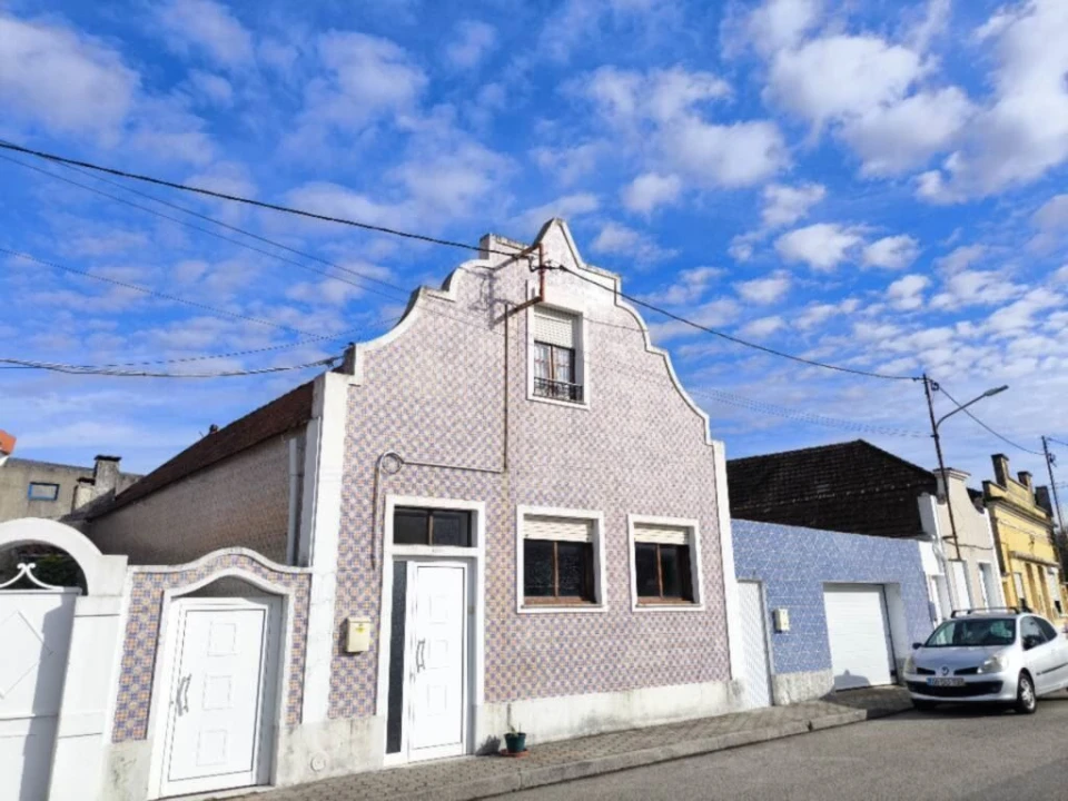 Moradia T3 para Venda em Requeixo, Nossa Senhora de Fátima e Nariz Foto 1