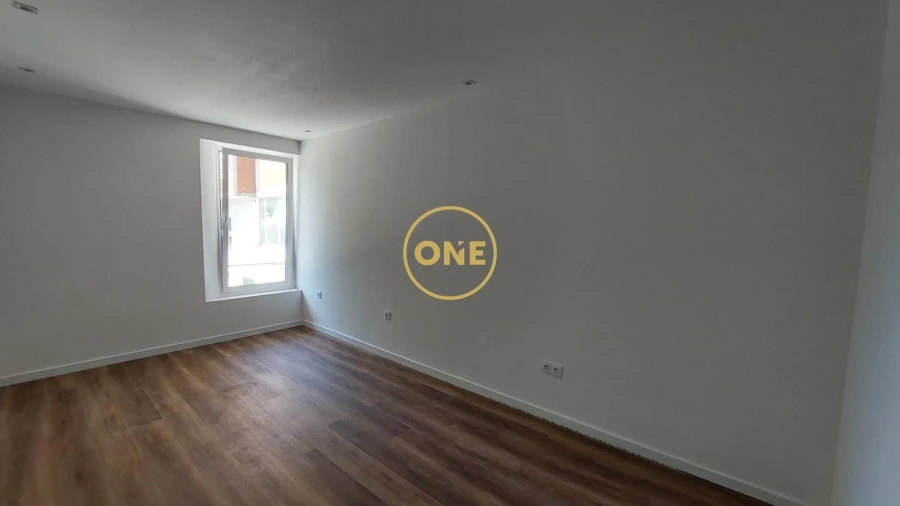 Apartamento T2 para Venda em Riba de Ave Foto 8