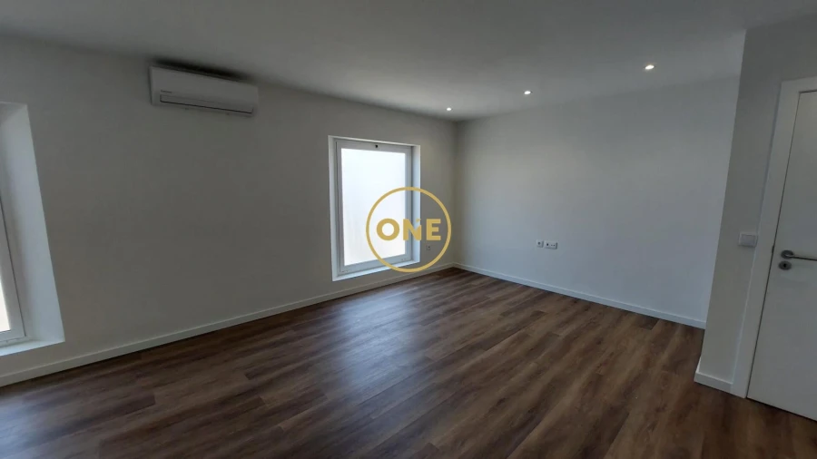 Apartamento T2 para Venda em Riba de Ave Foto 13