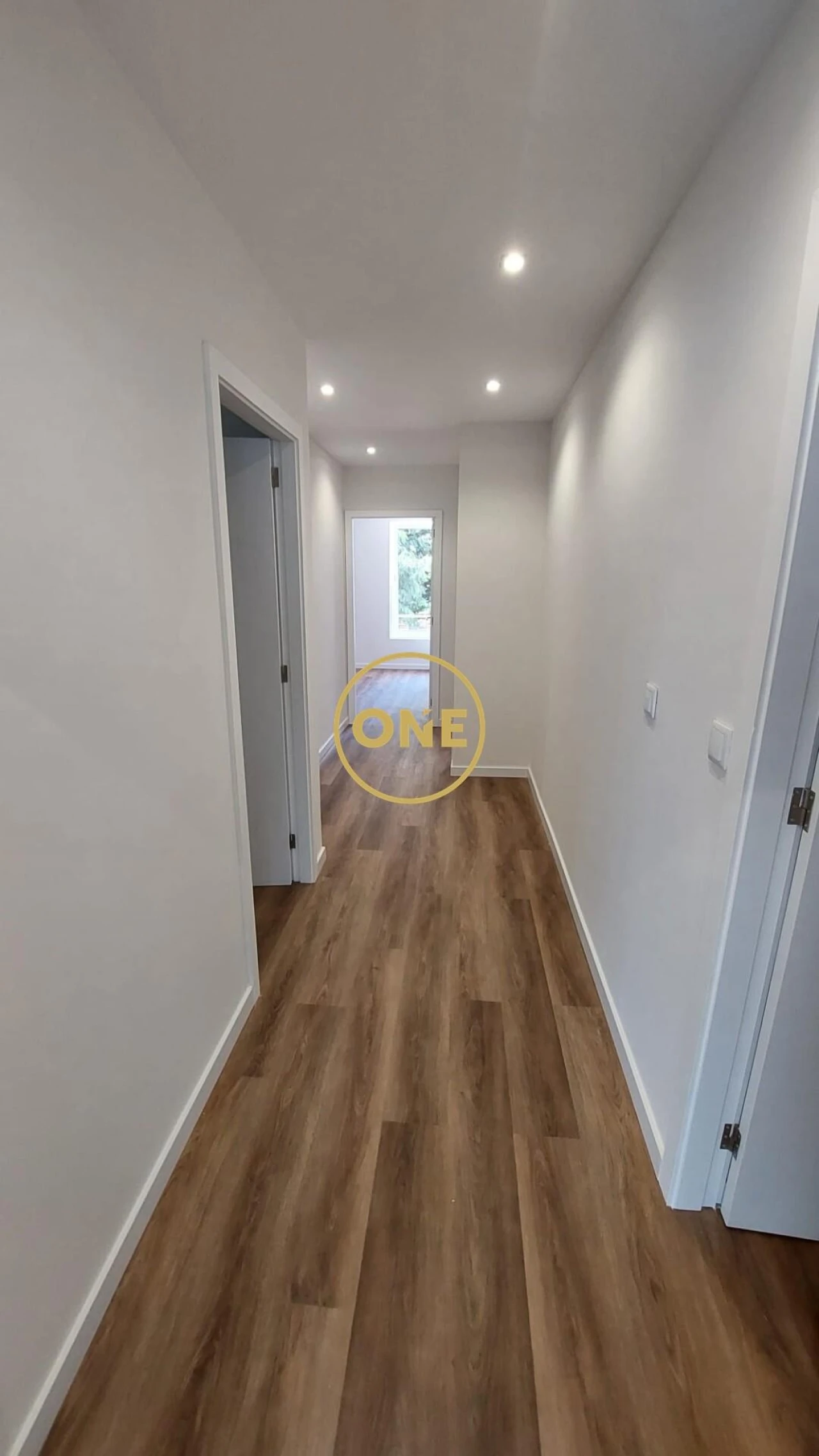 Apartamento T2 para Venda em Riba de Ave Foto 4