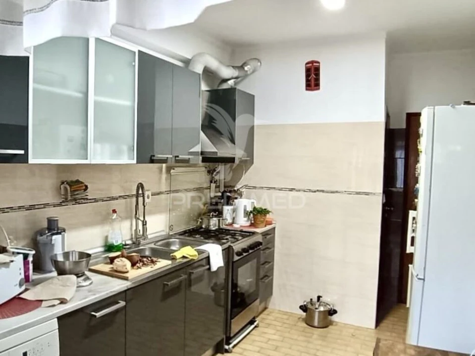 Apartamento T3 para Venda em Laranjeiro e Feijó Foto 3