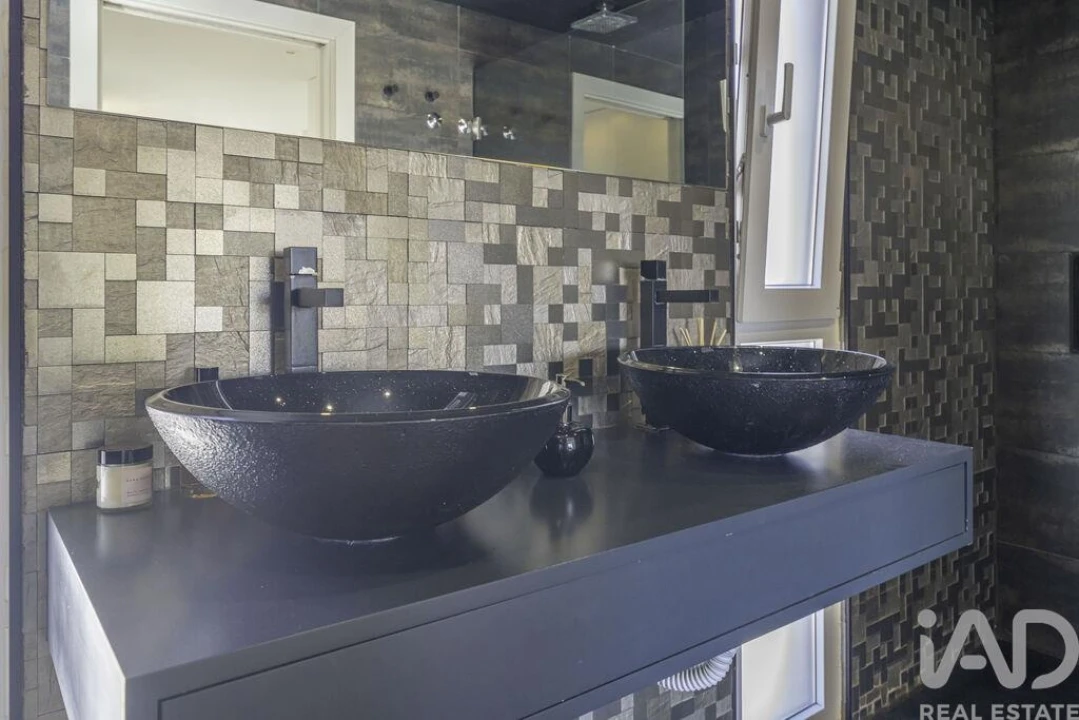 Moradia T4 para Arrendamento em Amora Foto 15