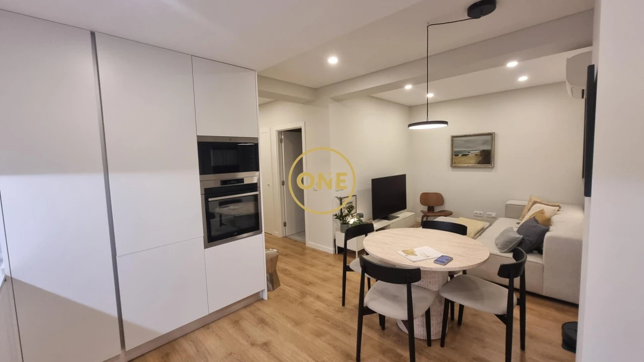 Apartamento T2 para Venda em Venteira Foto 5
