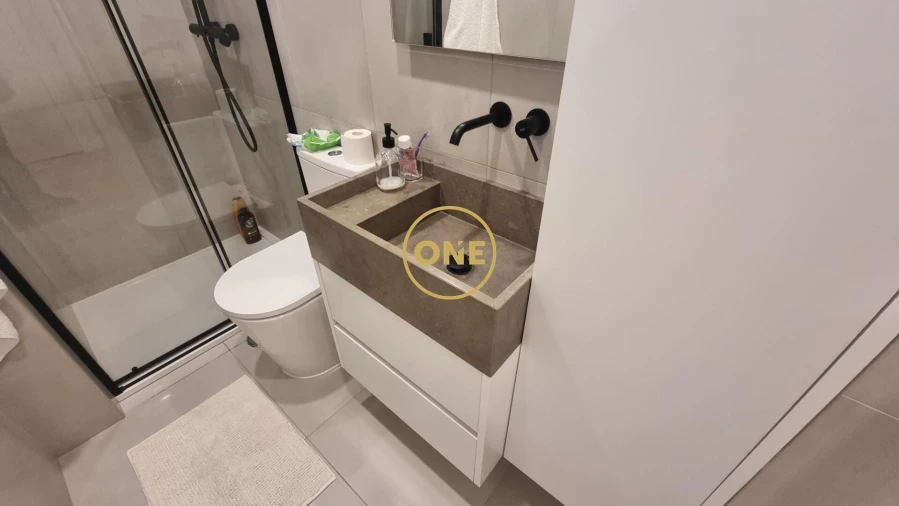 Apartamento T2 para Venda em Venteira Foto 14