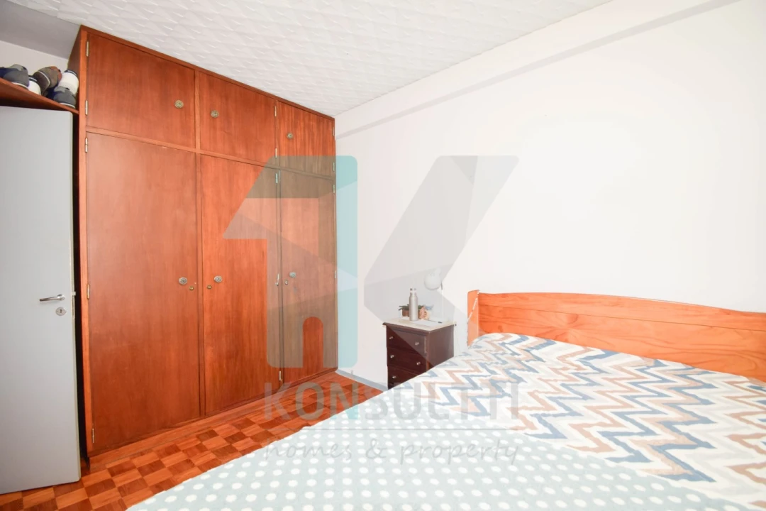 Apartamento T4 para Venda em Alfragide Foto 15