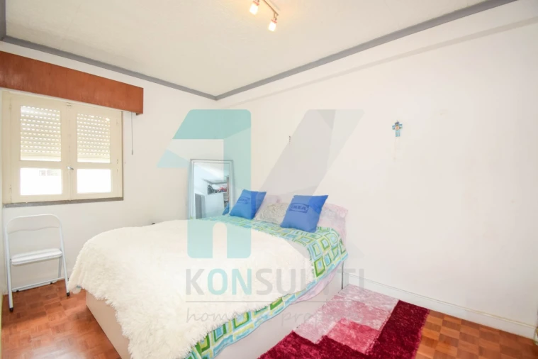 Apartamento T4 para Venda em Alfragide Foto 16