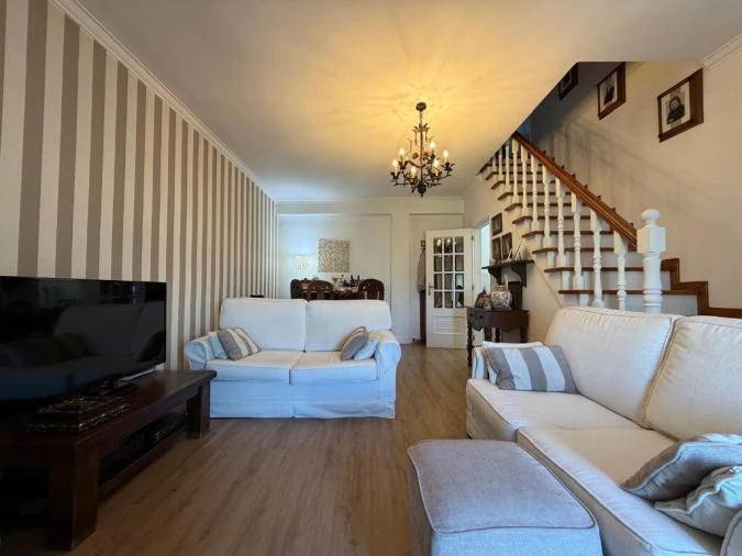 Apartamento T3 para Venda em Lousã e Vilarinho Foto 1