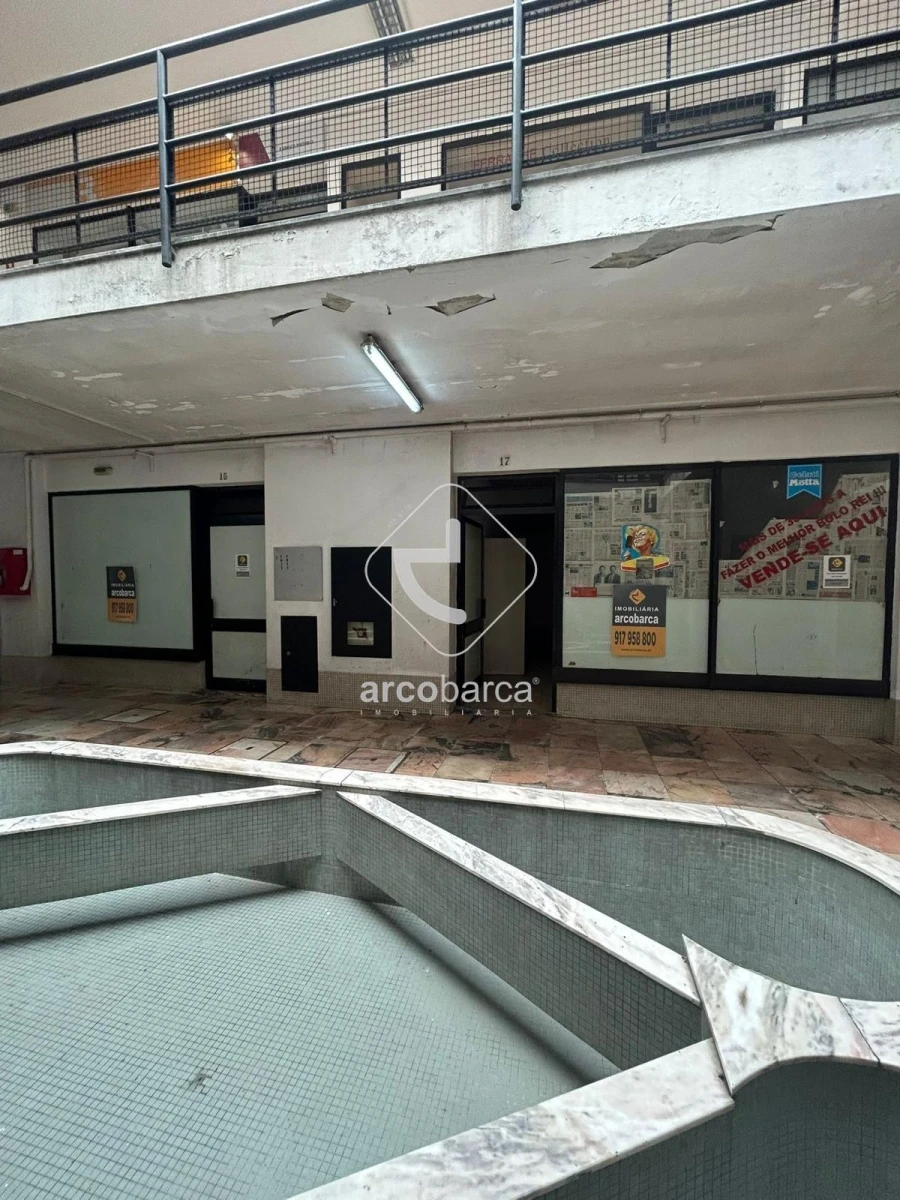 Loja para Arrendamento em São Jorge e Ermelo Foto 3