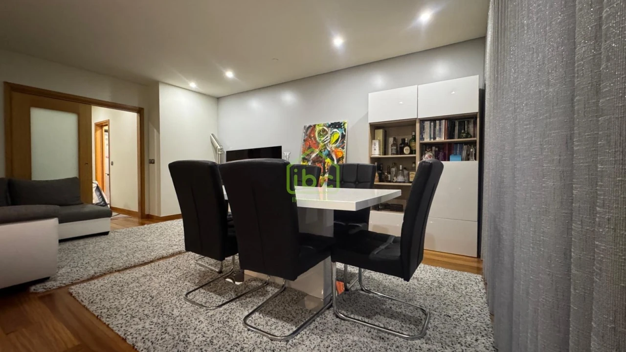 Apartamento T2 para Venda em Póvoa de Varzim, Beiriz e Argivai Foto 2