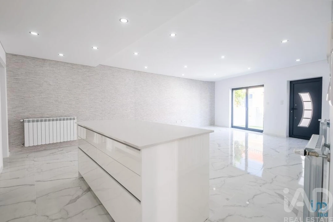 Moradia T2 para Venda em Seixo Foto 9