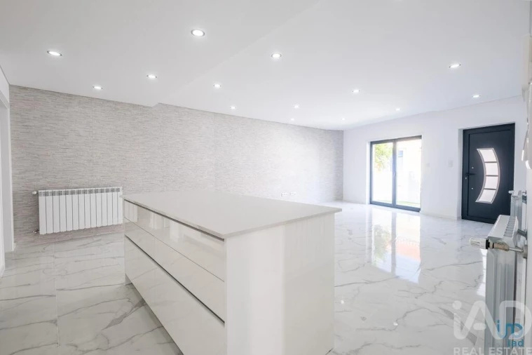 Moradia T2 para Venda em Seixo