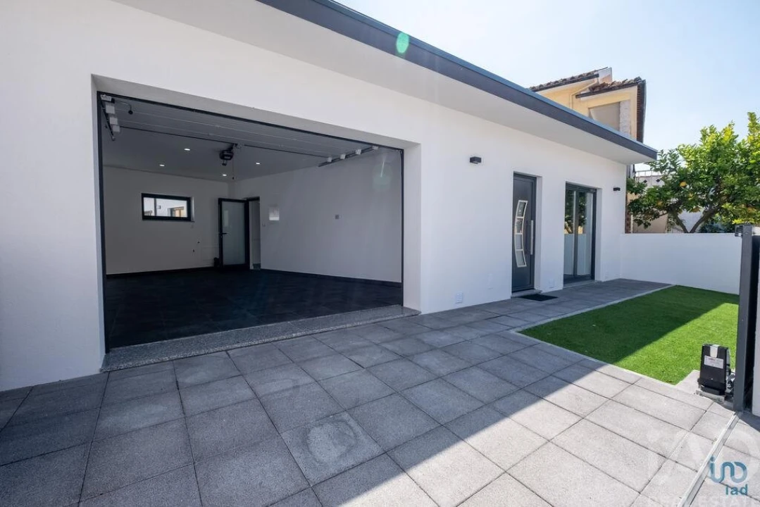 Moradia T2 para Venda em Seixo Foto 4