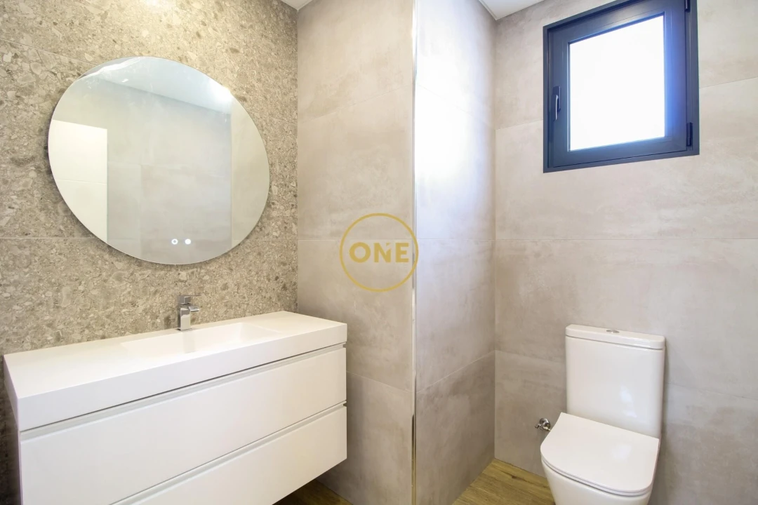 Moradia T3 para Venda em Arco da Calheta Foto 14