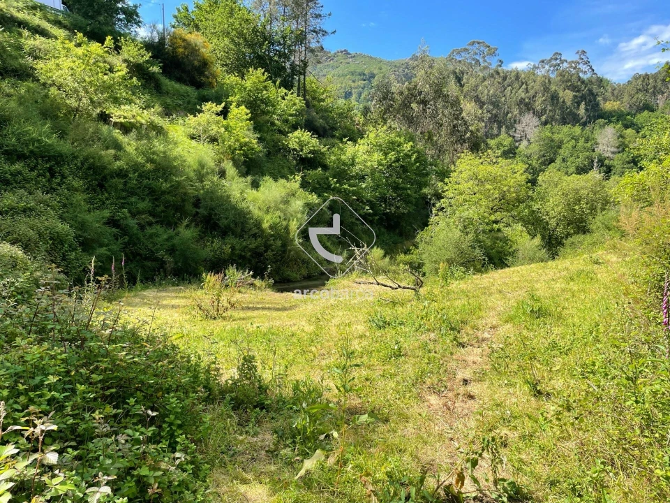 Moradia T3 para Venda em Rio Frio Foto 39