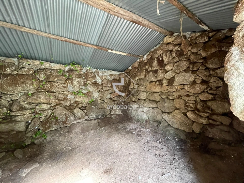 Moradia T3 para Venda em Rio Frio Foto 46