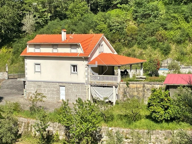 Moradia T3 para Venda em Rio Frio Foto 33