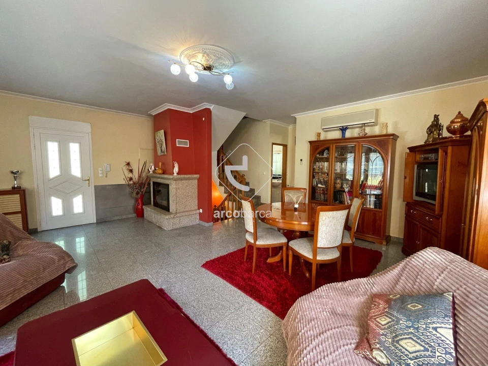 Moradia T3 para Venda em Rio Frio Foto 17