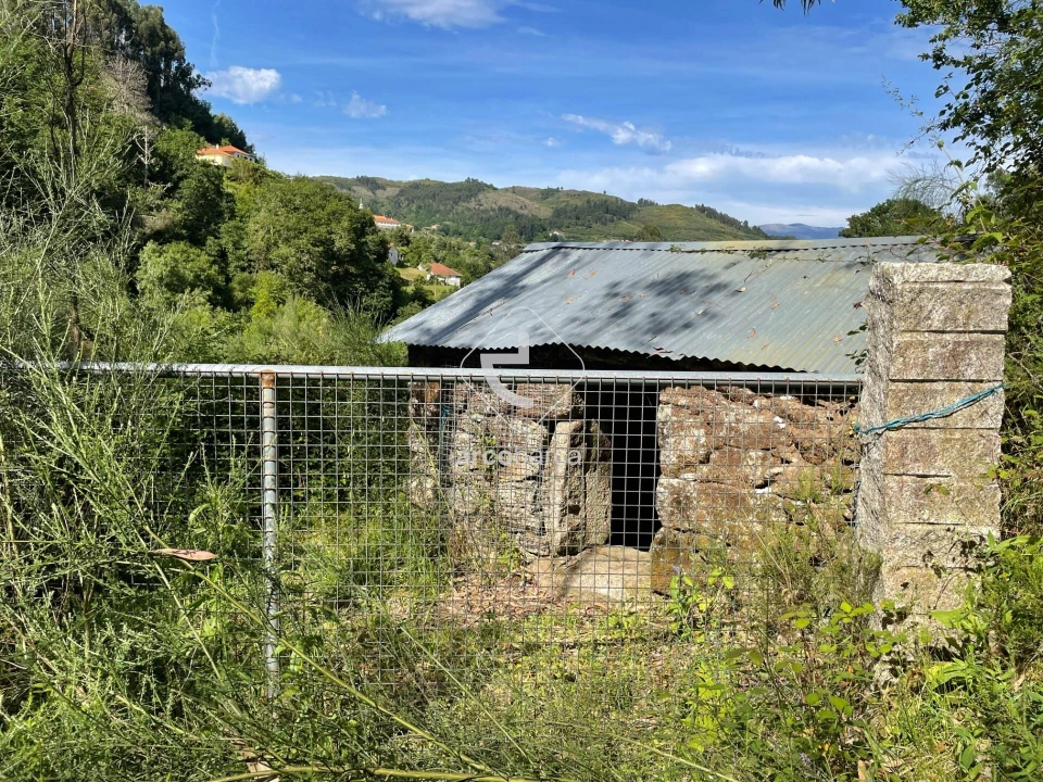 Moradia T3 para Venda em Rio Frio Foto 42