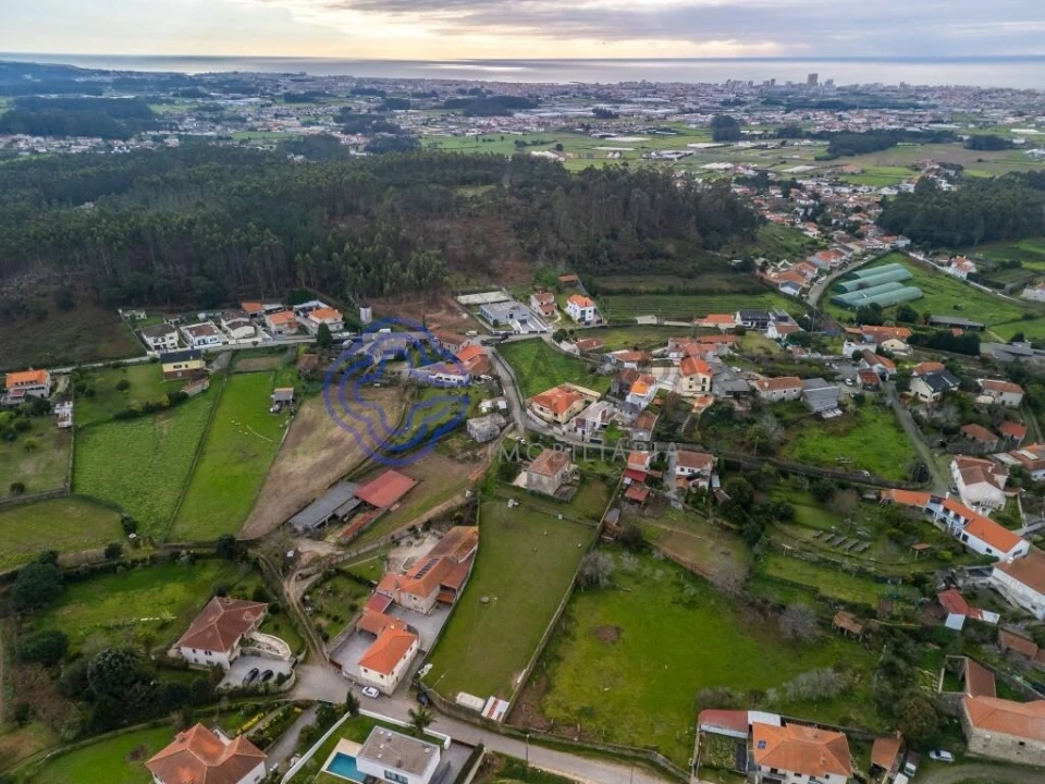 Moradia T4 para Venda em Aver-O-Mar, Amorim e Terroso Foto 51