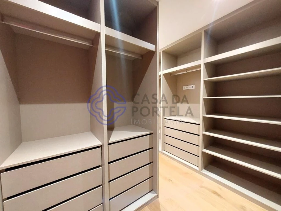 Apartamento T4 para Venda em Canidelo Foto 41