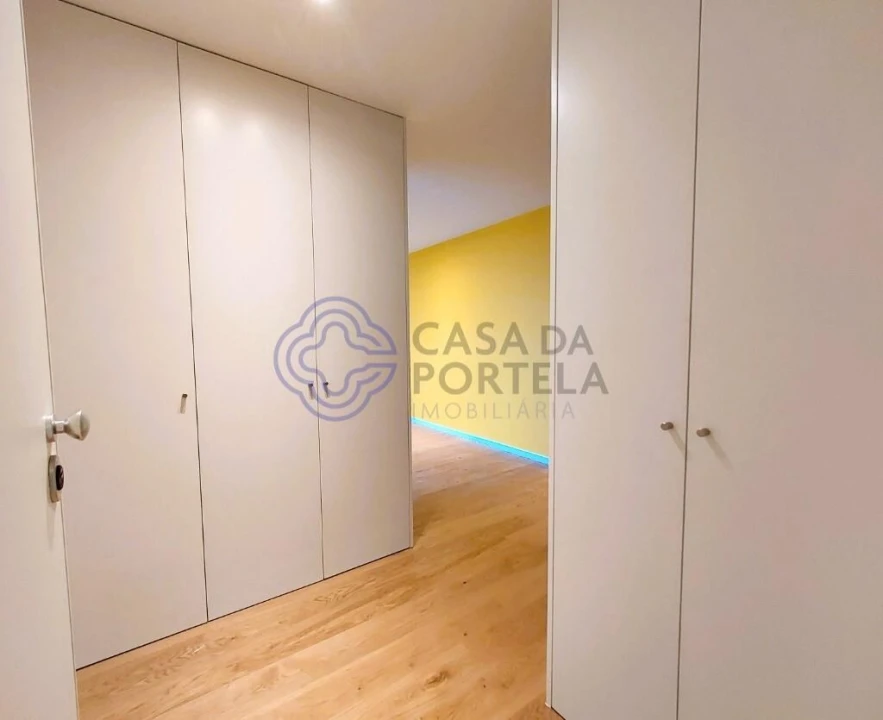 Apartamento T4 para Venda em Canidelo Foto 2