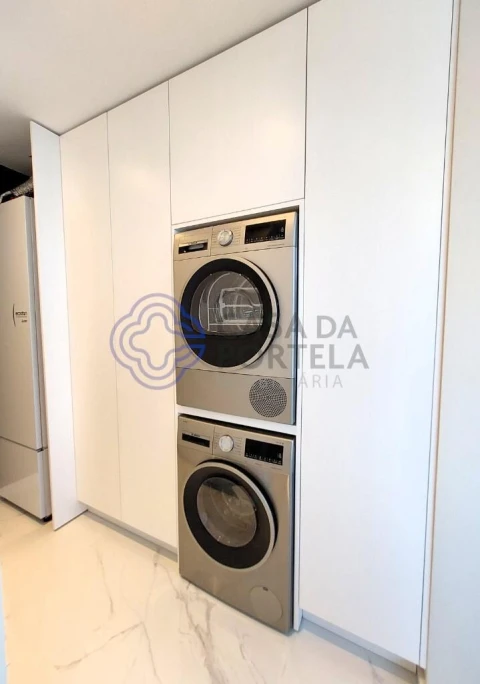 Apartamento T4 para Venda em Canidelo