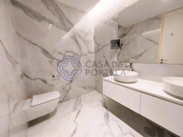 Apartamento T4 para Venda em Canidelo