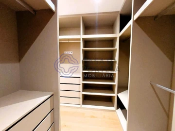 Apartamento T4 para Venda em Canidelo