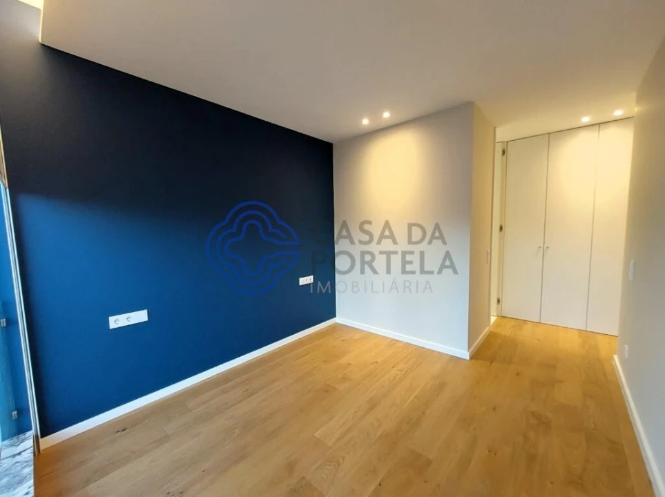 Apartamento T4 para Venda em Canidelo Foto 25