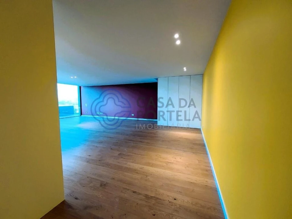 Apartamento T4 para Venda em Canidelo Foto 4