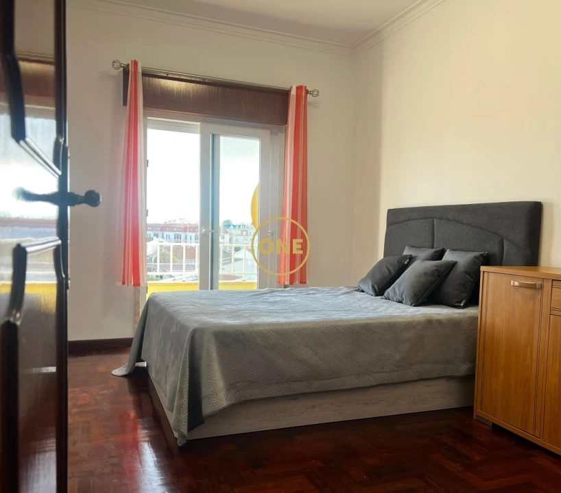 Apartamento T2 para Venda em Algueirão-Mem Martins Foto 15