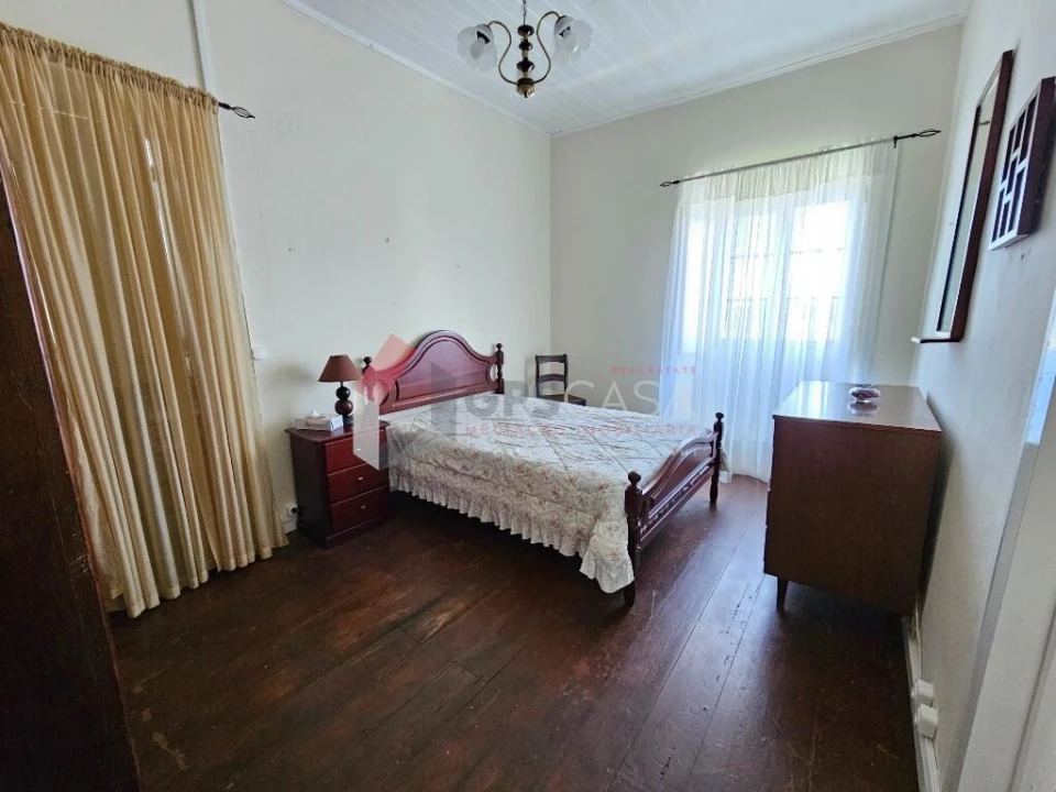 Prédio para Venda em Fonte do Bastardo Foto 23