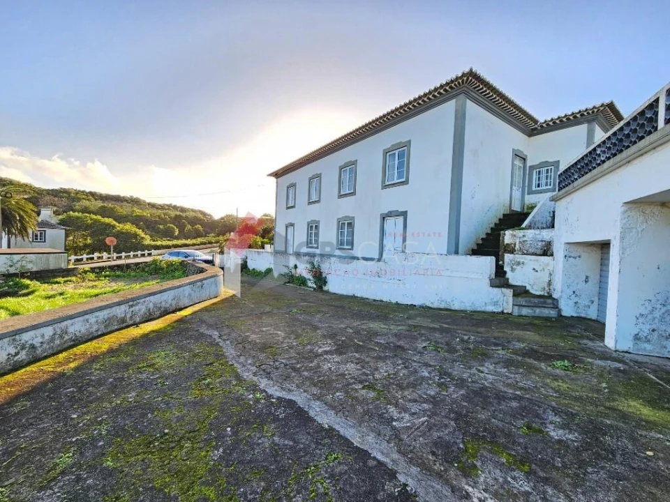 Prédio para Venda em Fonte do Bastardo Foto 5