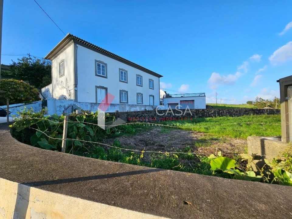 Prédio para Venda em Fonte do Bastardo Foto 4
