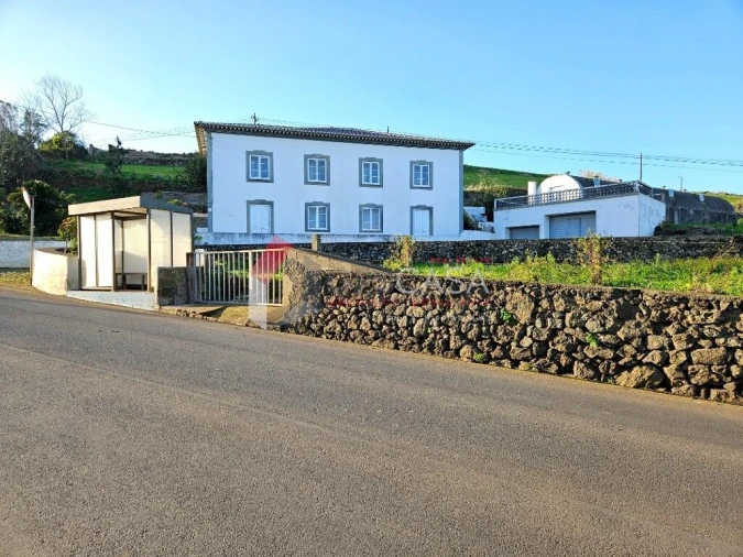 Prédio para Venda em Fonte do Bastardo Foto 3