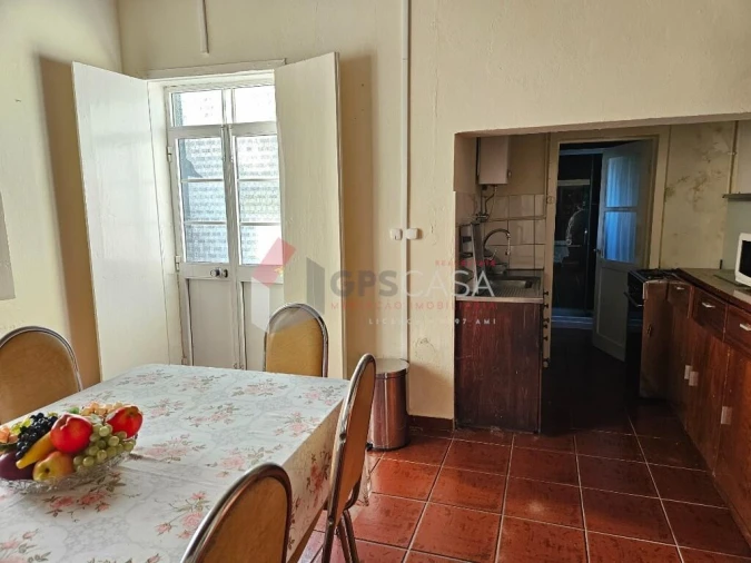 Prédio para Venda em Fonte do Bastardo Foto 20