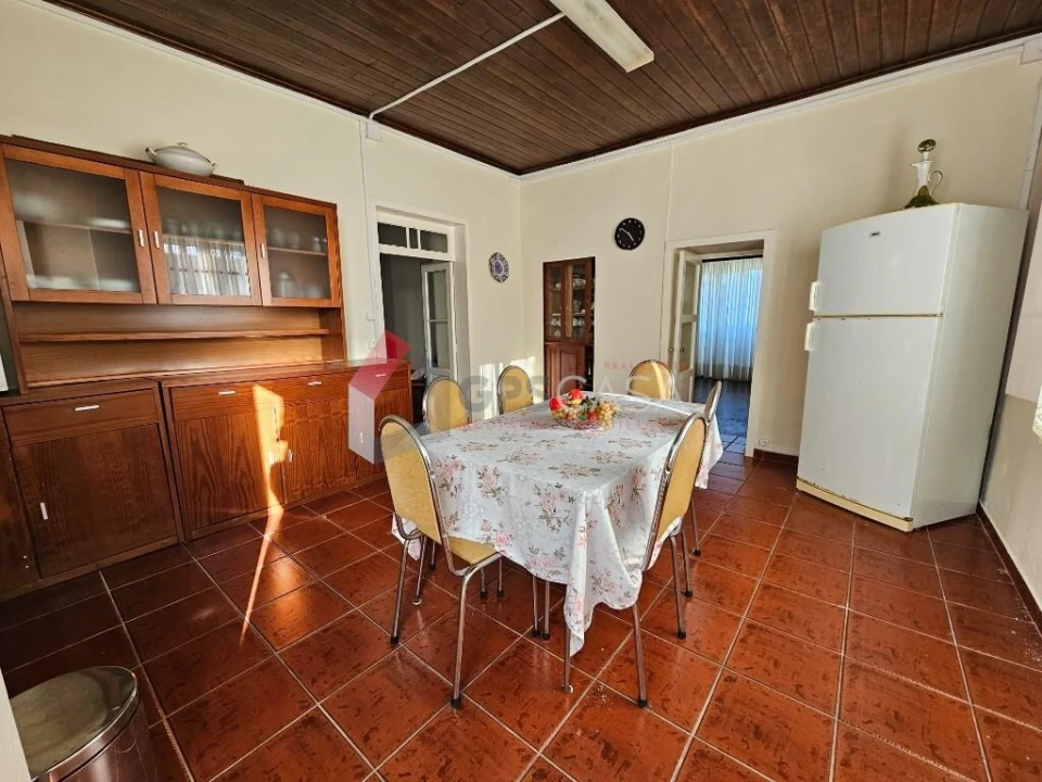 Prédio para Venda em Fonte do Bastardo Foto 18