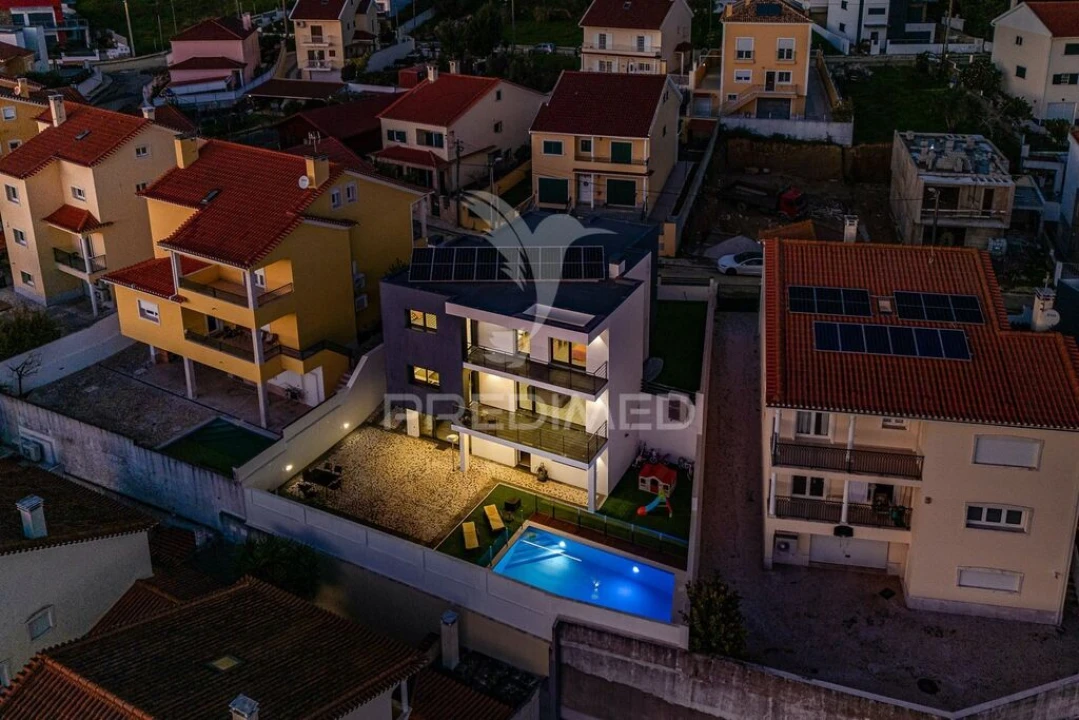 Moradia T5 para Venda em Alhandra, São João dos Montes e Calhandriz Foto 1