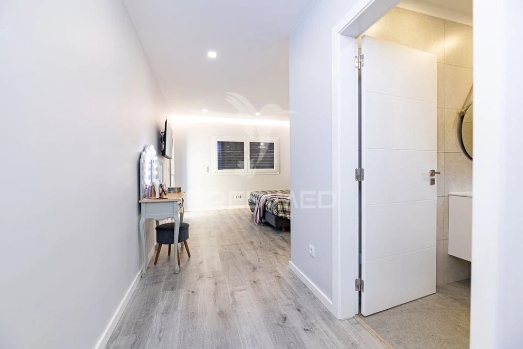 Moradia T5 para Venda em Alhandra, São João dos Montes e Calhandriz Foto 18