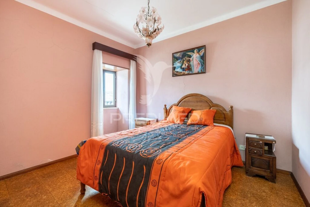 Moradia T5 para Venda em Alcobaça e Vestiaria Foto 4