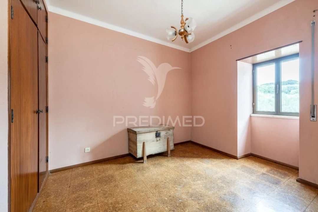 Moradia T5 para Venda em Alcobaça e Vestiaria Foto 6