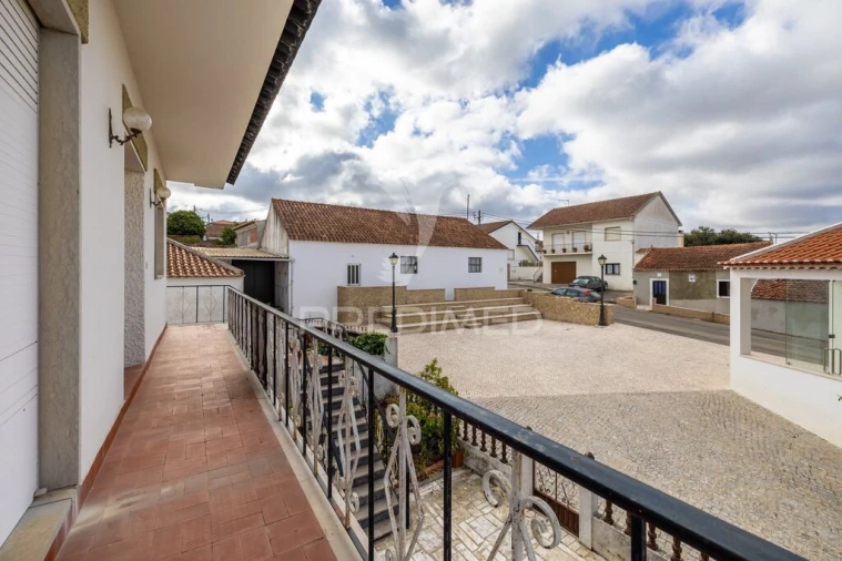 Moradia T5 para Venda em Alcobaça e Vestiaria Foto 14