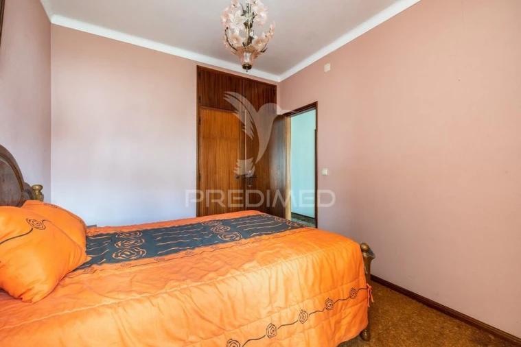 Moradia T5 para Venda em Alcobaça e Vestiaria Foto 5